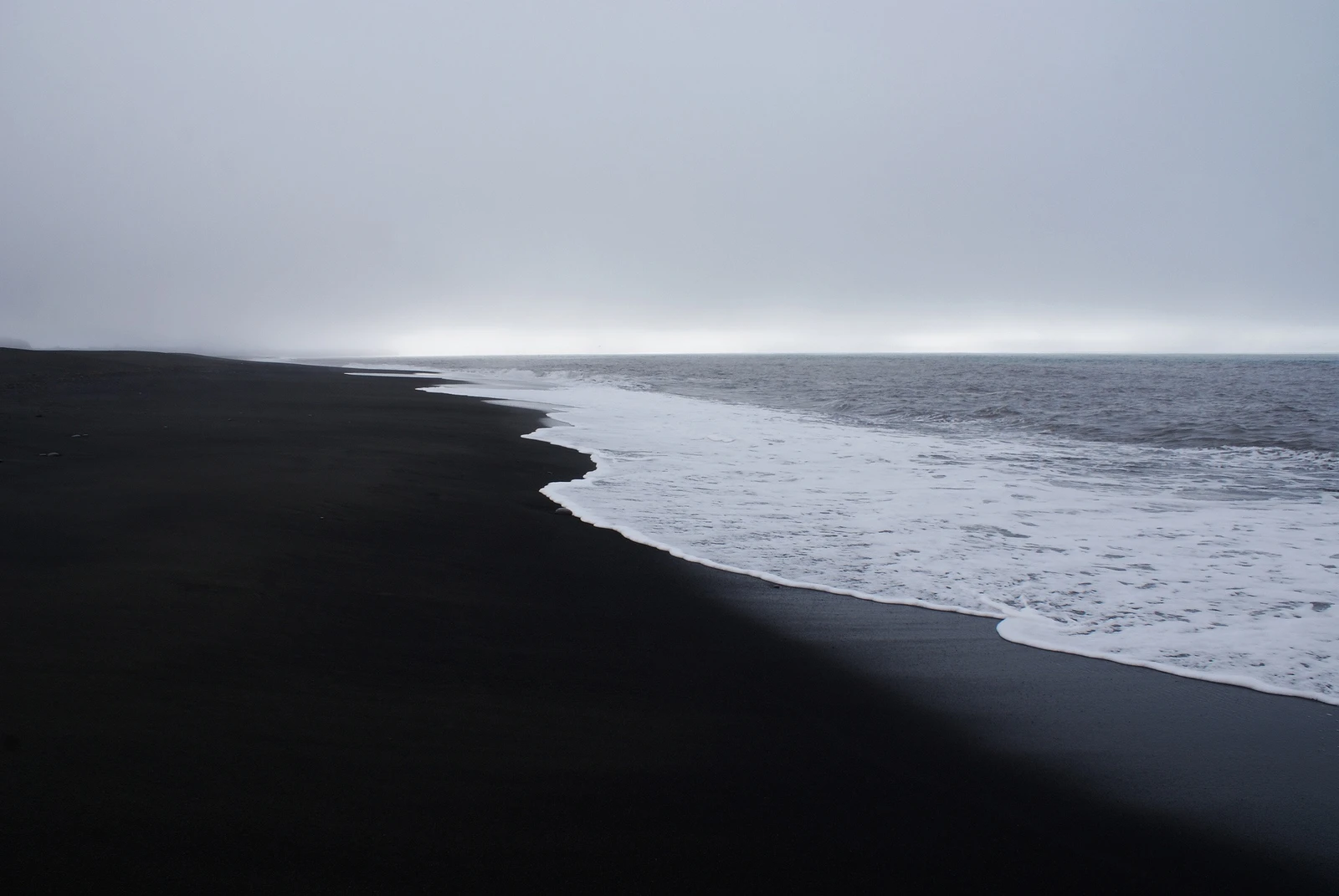 minimal colour